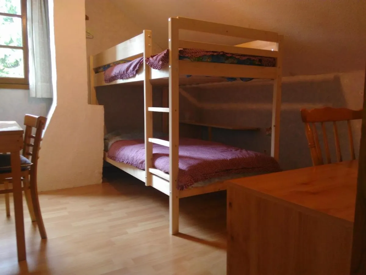 Guest house Chalet Du Lac Hotel Saint-Remy-sur-Durolle